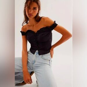 Free People Black Baby Scallop Top size XL